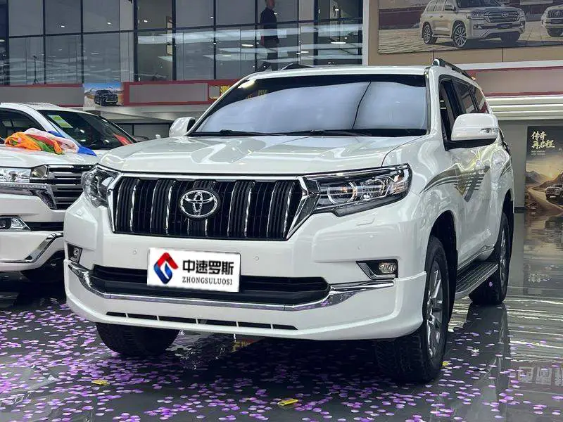 Prado 2019 3.5L Automatic TX-L Premium Edition rear-mounted spare tire