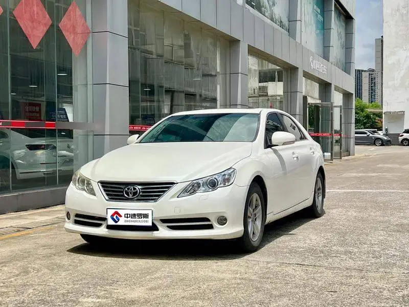 Reiz 2010 2.5V Elite Edition