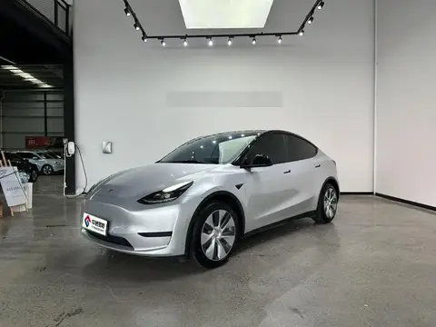 รุ่น Y 2022 rear-wheel drive version