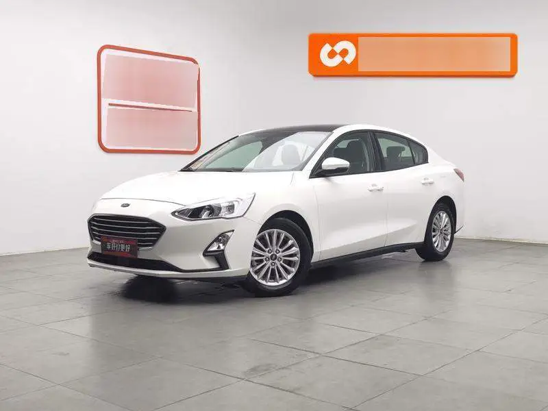Fox 2019 Sedan EcoBoost 180 Automatic Front