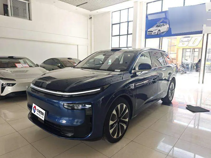  Yipai M8  2026 Range Extended 300 Max Qiankun Edition