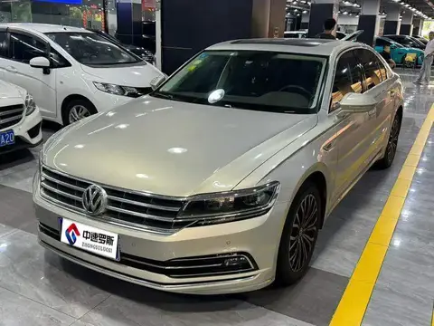 Huiang 2016 380TSI 2WD Ultimate Edition