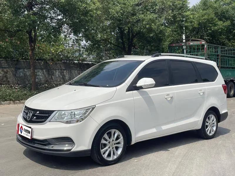 Baojun 730 2016 1.5L Manual Comfort 7-seater National V