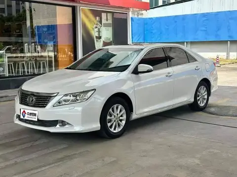 Camry 2012 2.5G Deluxe Edition