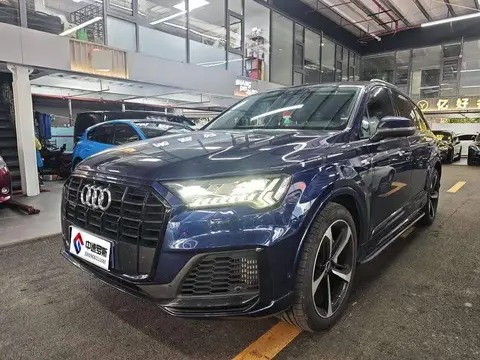 Audi Q7 2021 55 TFSI quattro S line sports model