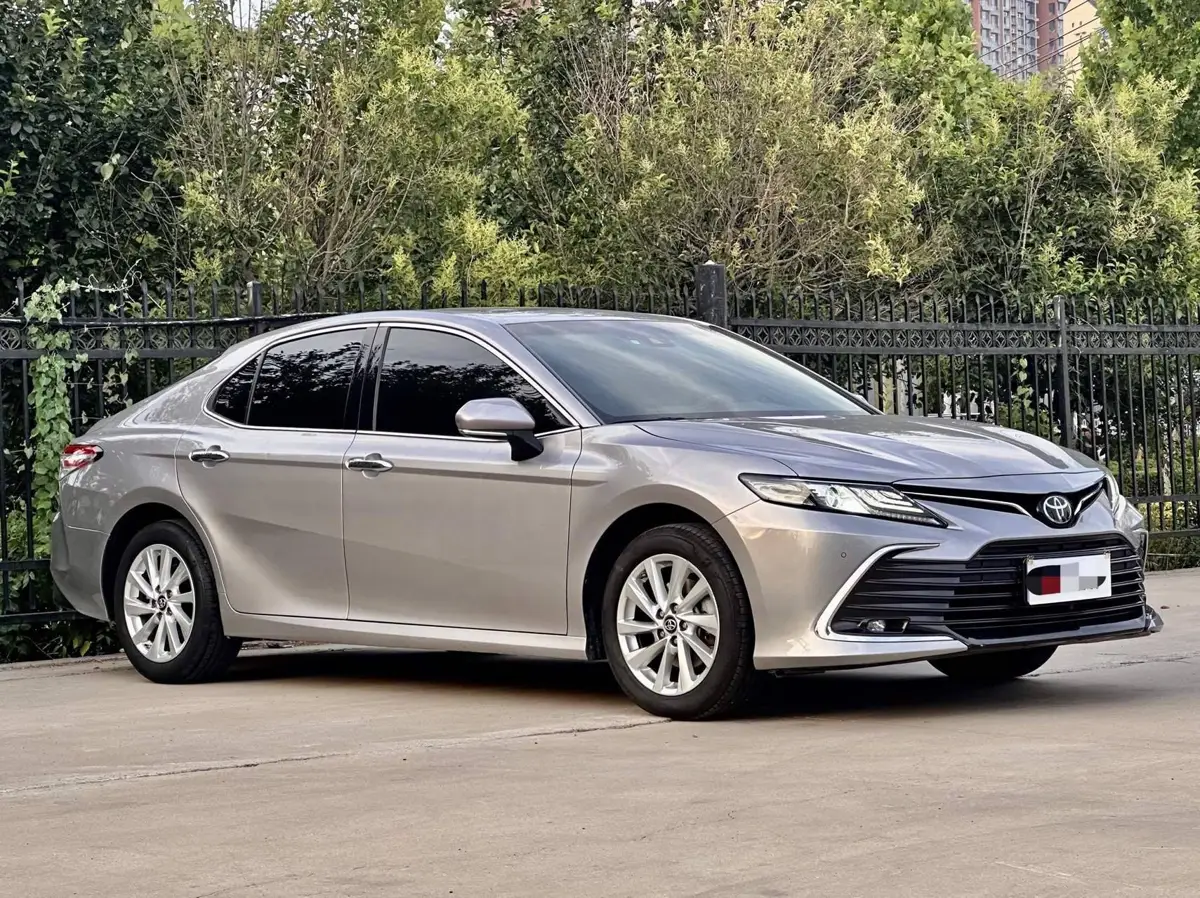 Camry 2021 2.0G Deluxe Edition