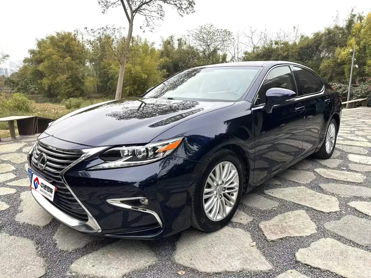 Lexus ES 2017 200 30th Anniversary Edition