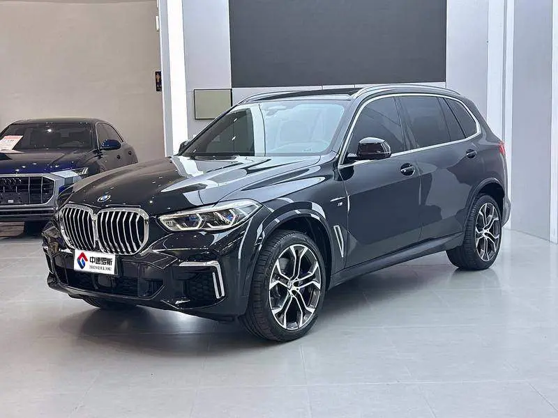 BMW X5 2022 xDrive 40Li Premium M Sport Package