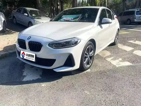 BMW 1 Серия 2022 120i M Sport