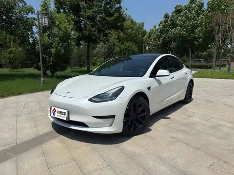 الطراز 3 2020 facelifted long-range rear-wheel drive version