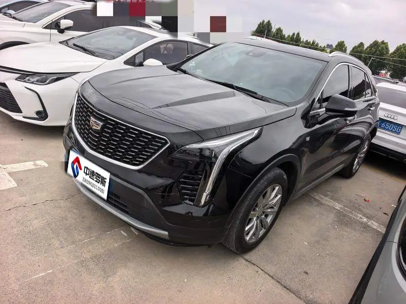 Cadillac XT4 2022 28T 2WD Luxury รุ่น