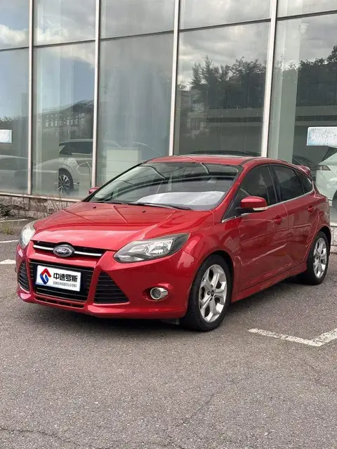 Fox 2012 Hatchback 2.0L Automatic Luxury Sports
