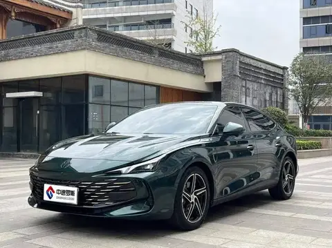 MG7 2023 1.5T DCT Luxury Edition