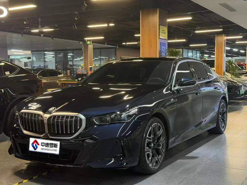 BMW 5 Series 2025 530Li Premium M Sport Package