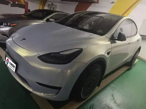 الطراز Y 2022 rear-wheel drive version