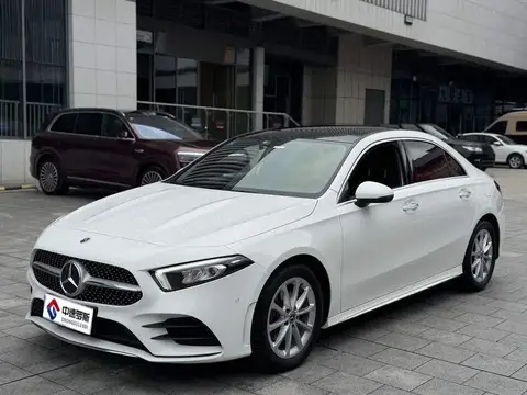 Mercedes-Benz A-Class 2019 A 200 L sports sedan