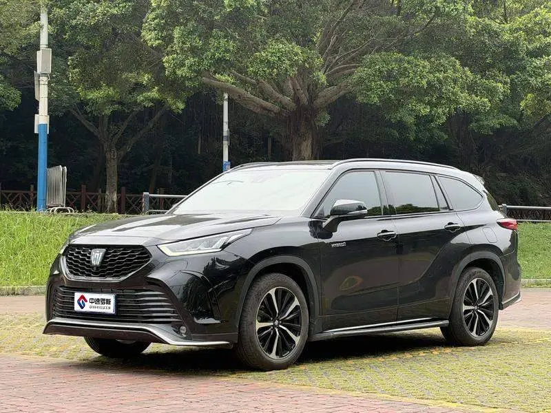 Crown Land 2022 2.5L HEV 4WD Flagship Edition