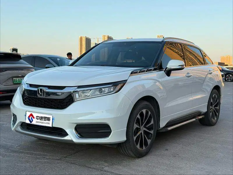 Crown Road 2017 240TURBO 2WD Elite Edition