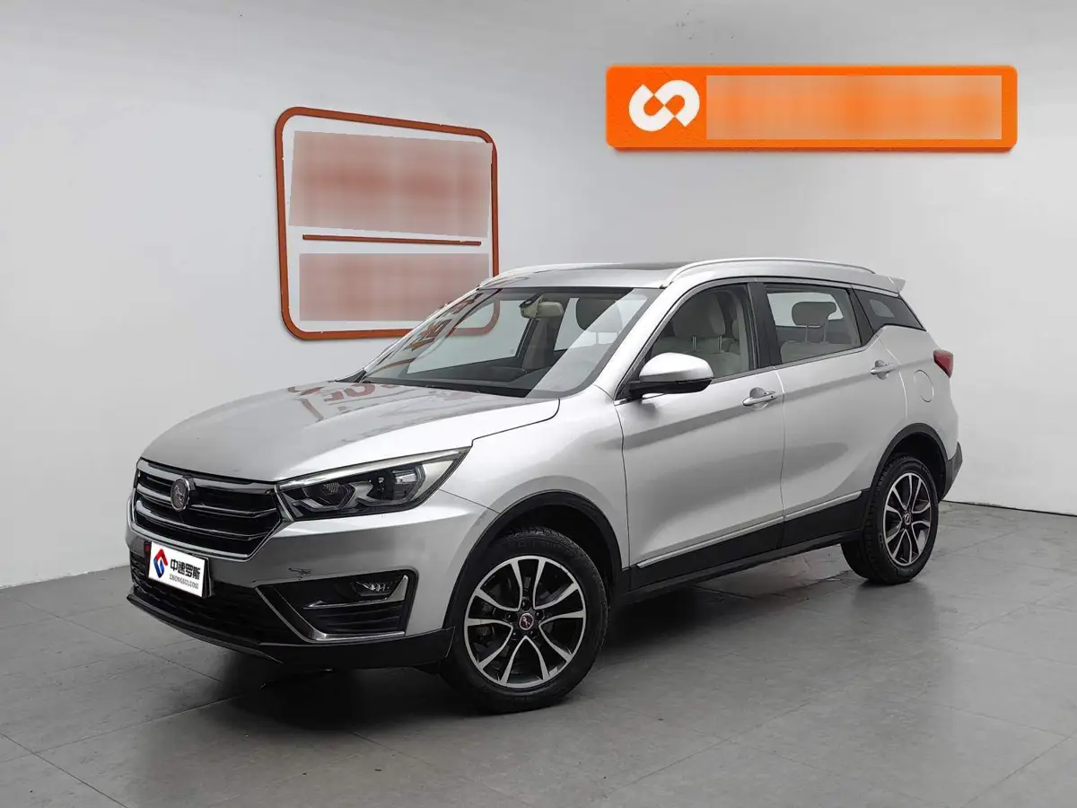 Han Teng X5 2018 1.5T CVT Deluxe Edition