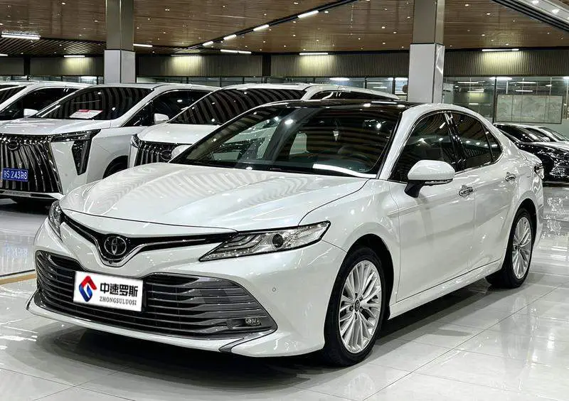 Camry 2018 2.5G Deluxe Edition