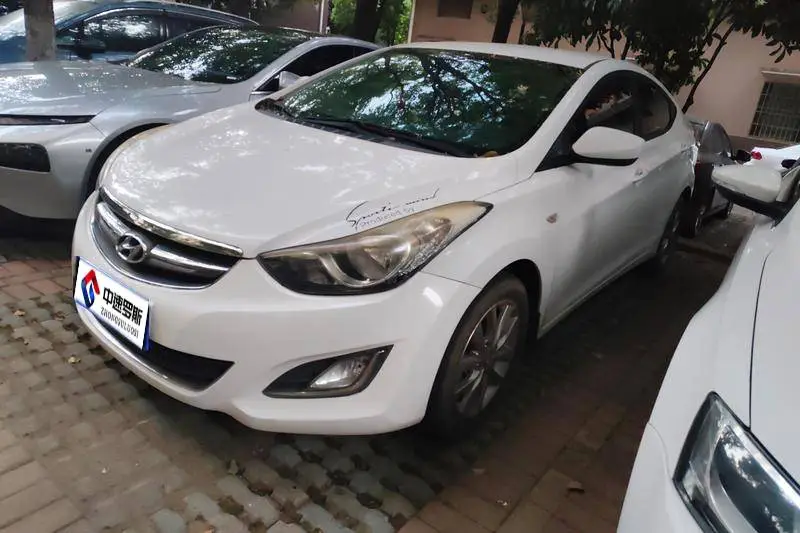 Elantra 2015 1.6L Automatic Fashion Model