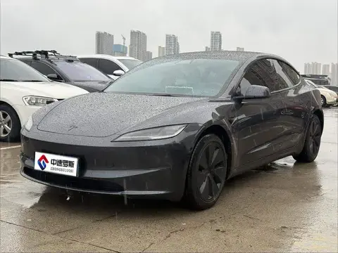 Mẫu 3 2023 rear-wheel drive version