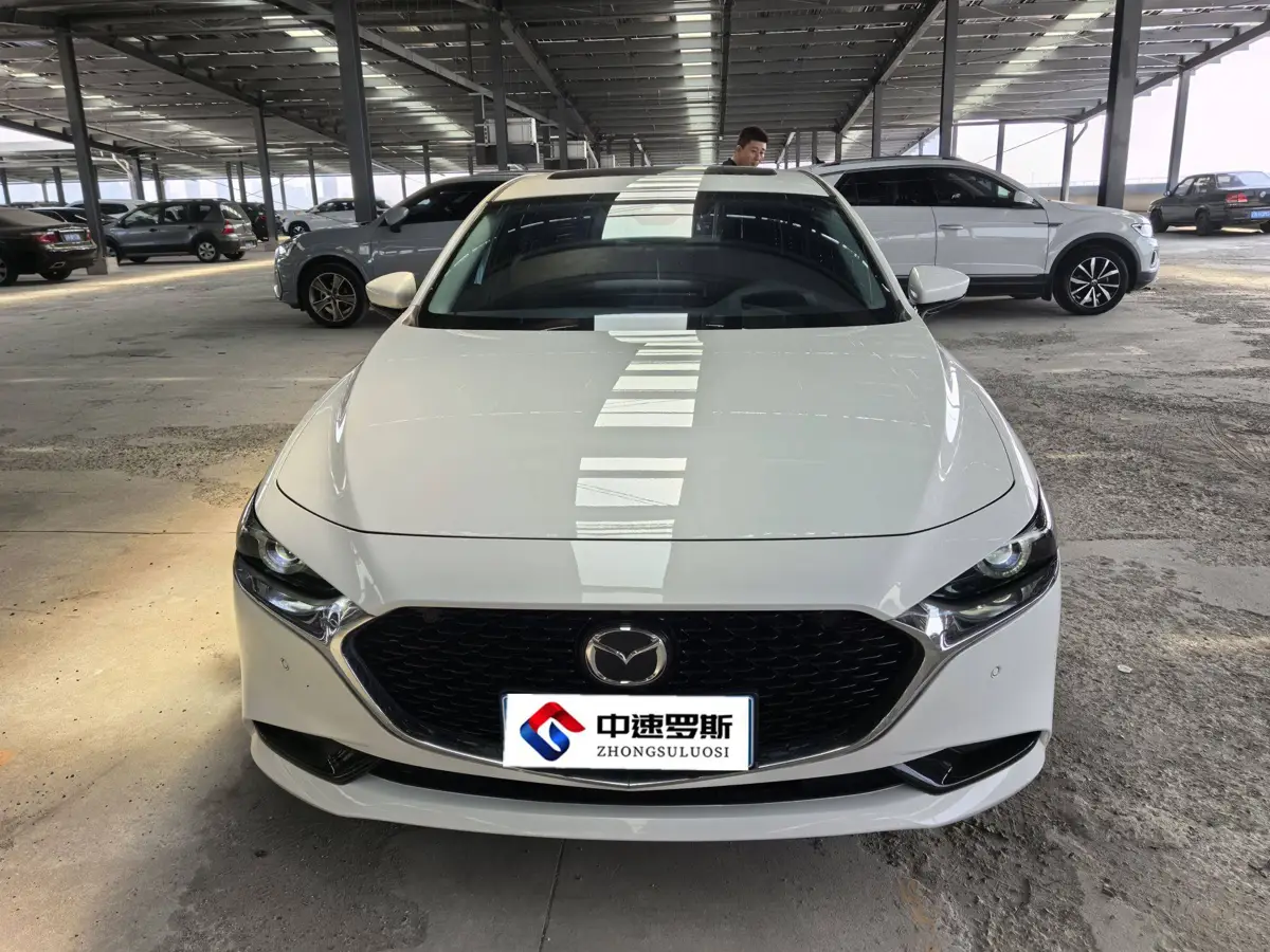 Mazda 3 Angkesaila 2023 2.0L Automatic Premium Edition