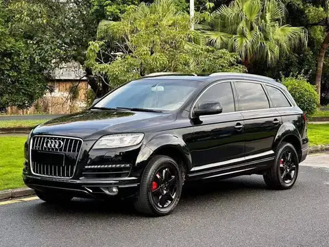 Audi Q7 2010 3.6 FSI quattro basic model