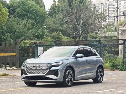 Audi Q4 e-tron 2024 40 e-tron Creative Edition