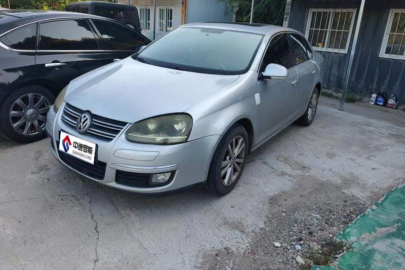 Sagitar 2011 1.6L Automatic Comfort