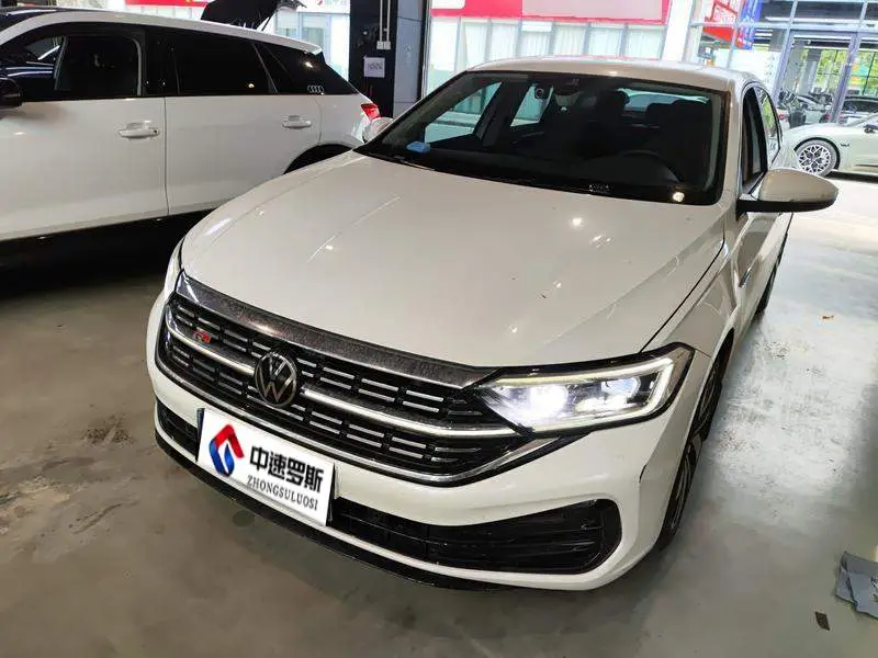 Sagitar 2023 300TSI DSG Excellence Edition