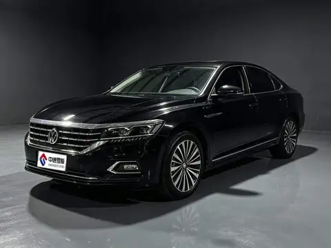 Passat 2019 330TSI Luxury Edition National VI