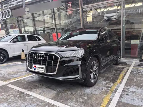 Audi Q7 2020 55 TFSI quattro S line sports model