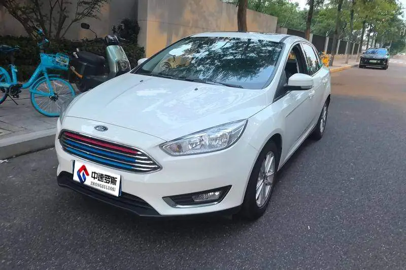Fox 2017 Sedan 1.6L Automatic Fashion Smart Edition