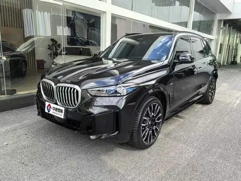 BMW X5 2023 xระบบขับเคลื่อน 40Li M Sport Package