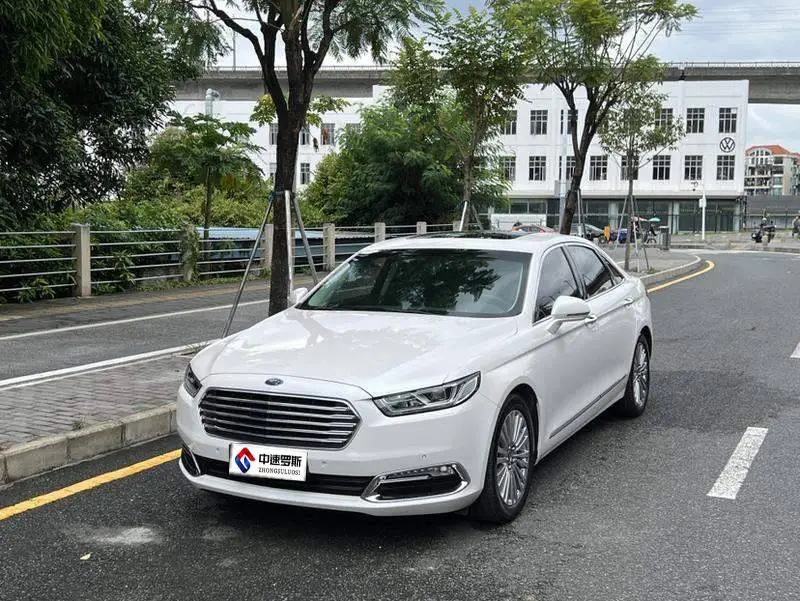 Taurus 2017 EcoBoost 245 Luxury