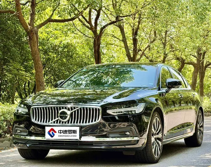 Volvo S90 2022 B5 Smart Luxury Edition