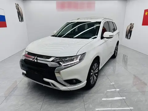 Outlander 2021 2.0L 2WD Enjoy Edition 7 Seaters