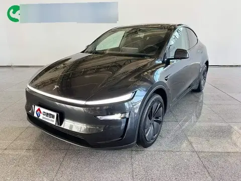 Model Y 2025 rear-wheel drive first edition