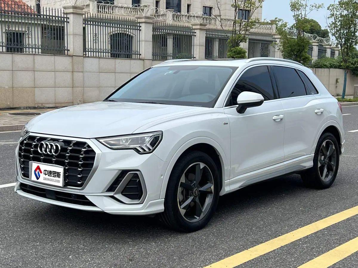 Audi Q3 2023 35 TFSI Fashion Dynamic Edition (1.4T)
