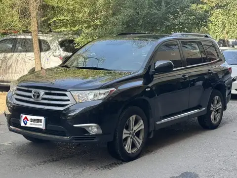 Highlander 2012 2.7L 2WD 5-seater sports version