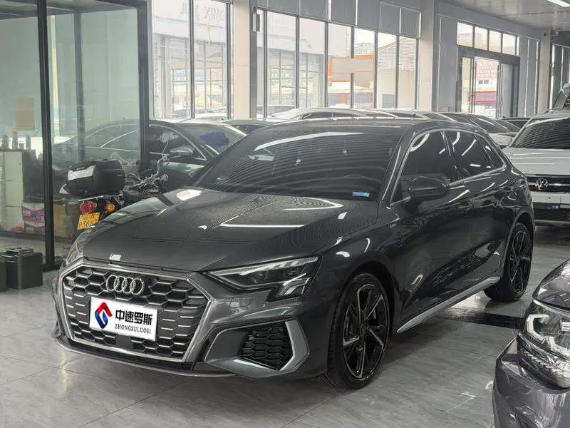Audi A3 2023 Sportback 35 TFSI Stylish and sporty