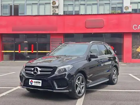 Mercedes-Benz GLE 2018 GLE 400 4MATIC Collector's Edition