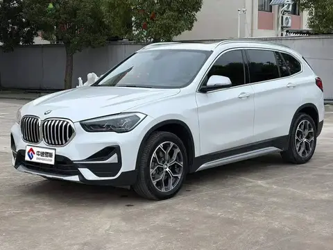 BMW X1 2022payment sระบบขับเคลื่อน20LiFashion