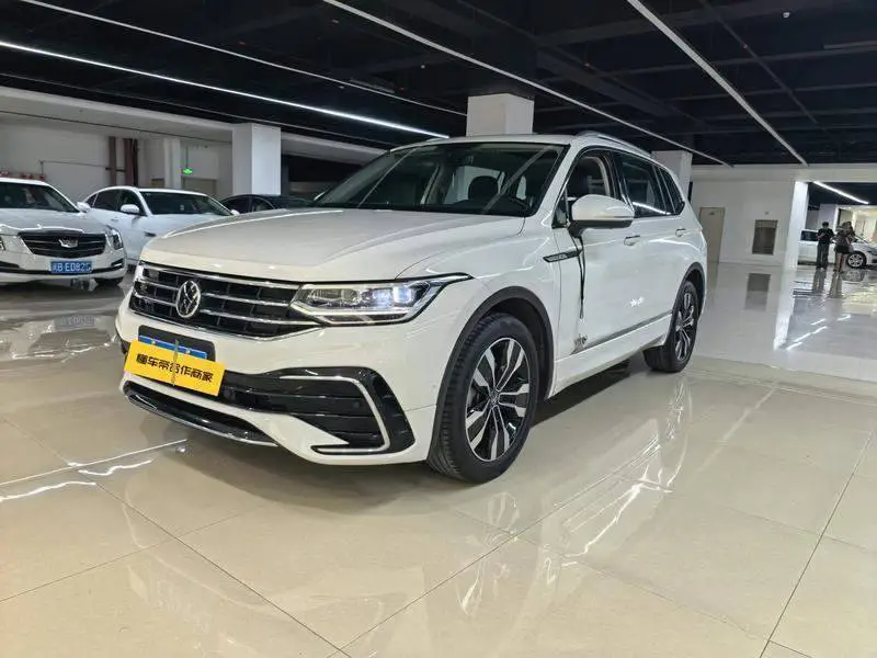 Tiguan L 2022 330TSI Automatic 2WD R-Line Flagship Edition