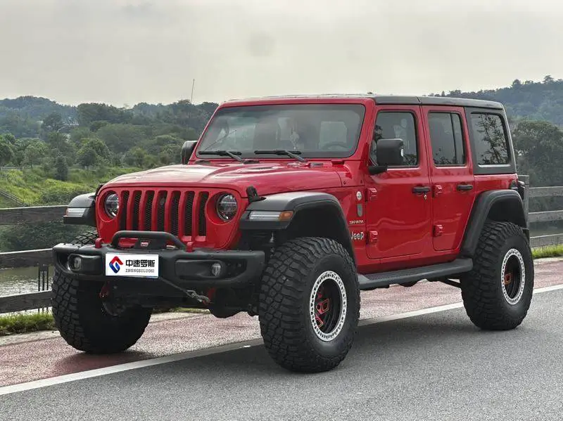 Wrangler 2019 2.0T Sahara 4-door version National VI