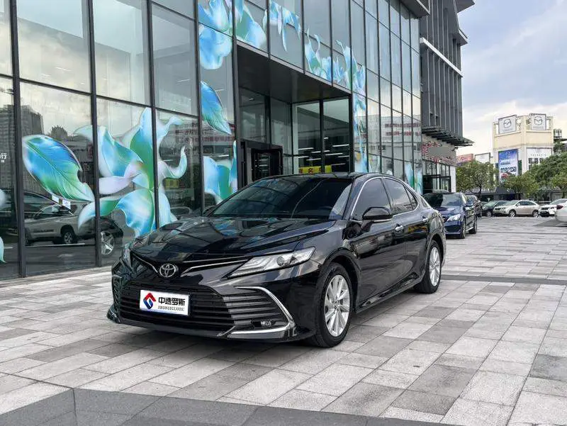 Camry 2021 2.0G Deluxe Edition
