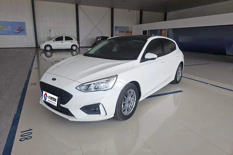 Fox 2020 Hatchback EcoBoost 180 Automatic Front Model