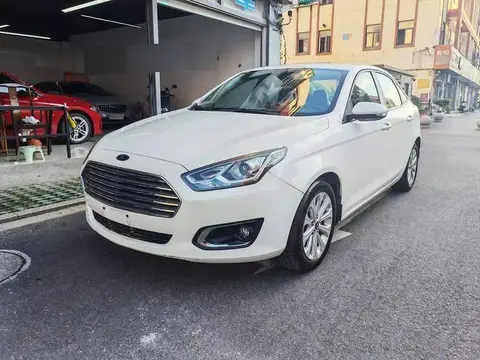 Furis 2015 1.5L Automatic Fashion Model