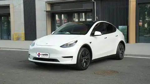 Model Y 2024 rear-wheel drive version